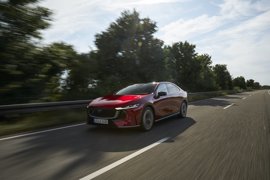 Mazda6e w finale WCDOTY 2026